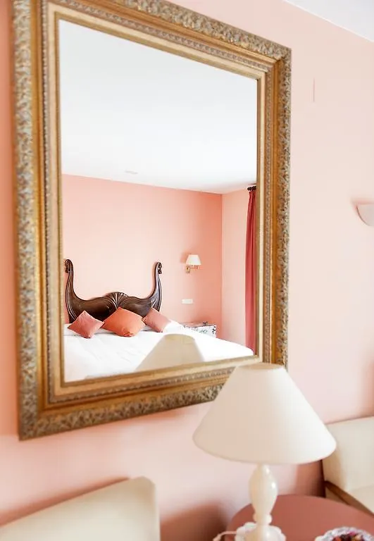 Hotel Can Ceret Sant Pere Pescador 3*,
